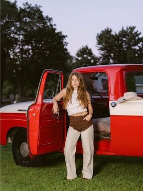 Two-Tone Wide-Leg Bone Denim Pant